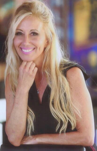 Stand-up comic Sandy Gelfound, a former Raiderette from the team's days in Los Angeles, is set ...