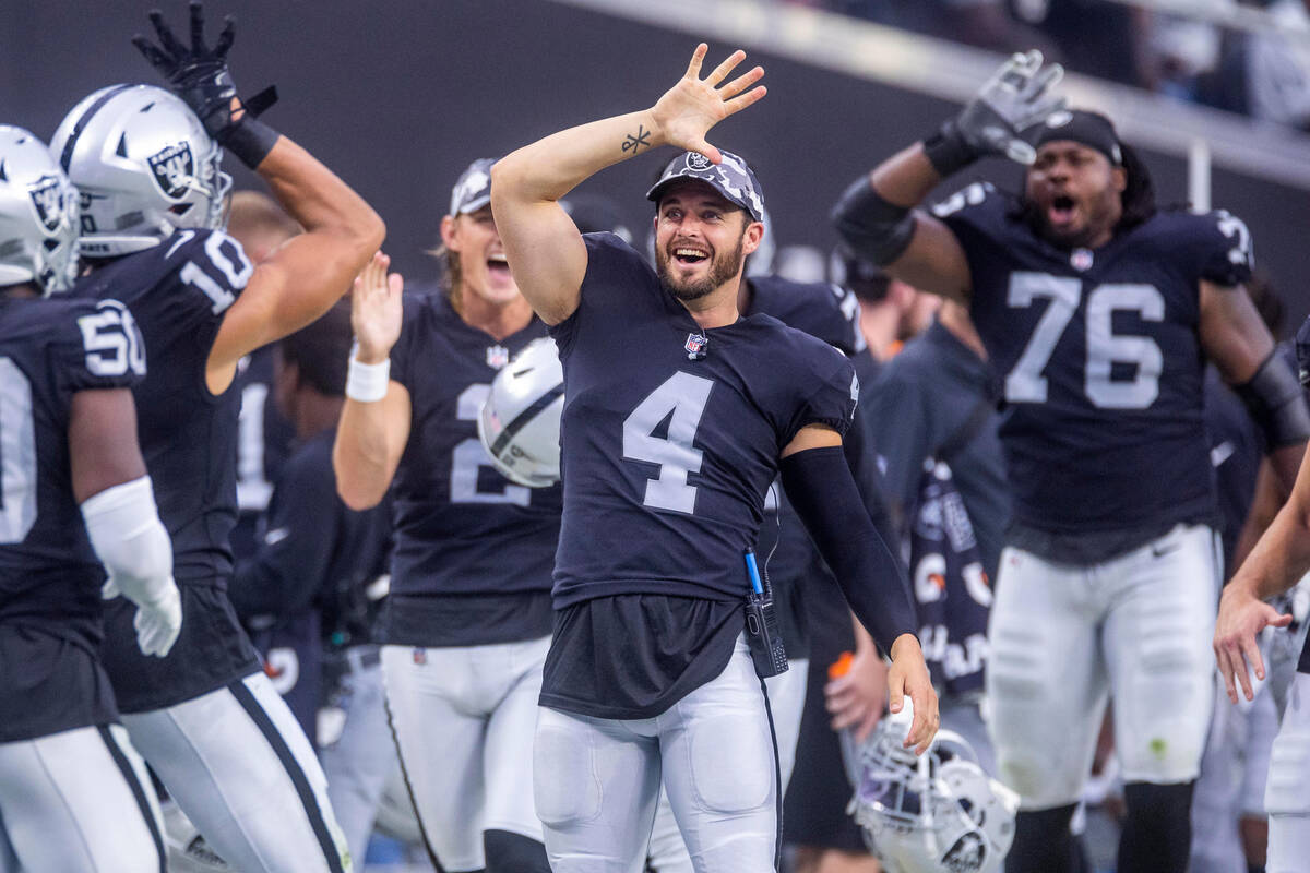 Derek Carr dari Raiders seharusnya tidak bermain di pramusim