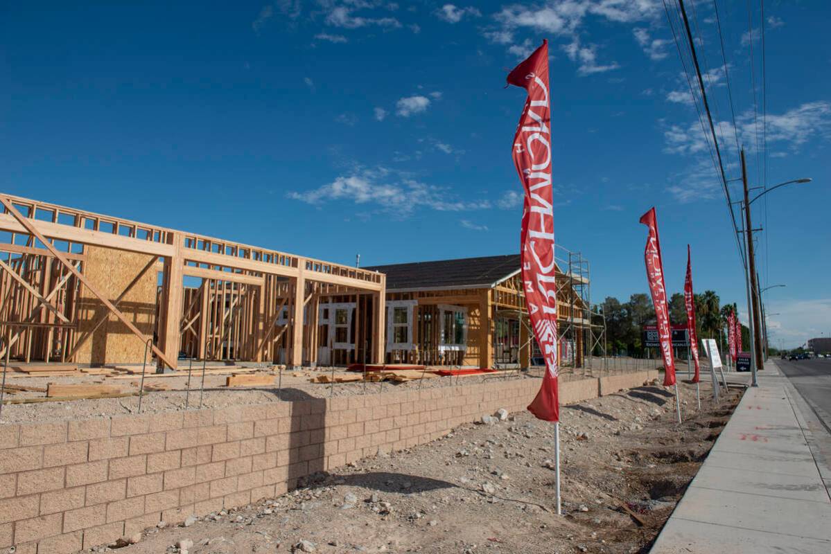 New home construction next to Siegfried and Roy's property on Rainbow Road on Tuesday, Aug. 16, ...