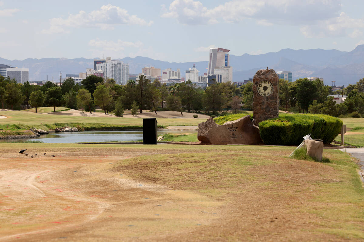 Desert Pines Golf Club at Bonanza and Pecos roads in Las Vegas Thursday, Aug. 18, 2022. (K.M. C ...
