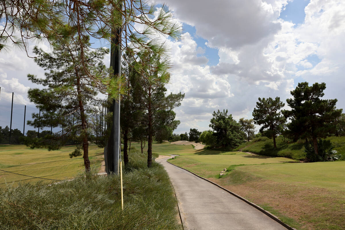 Desert Pines Golf Club at Bonanza and Pecos roads in Las Vegas Thursday, Aug. 18, 2022. (K.M. C ...