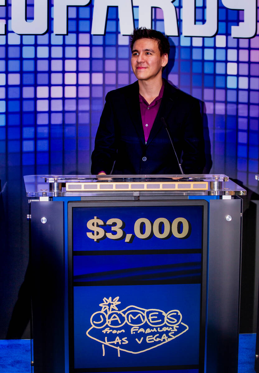 "Jeopardy!" champion James Holzhauer plays a few rounds for fun with IGT executives a ...