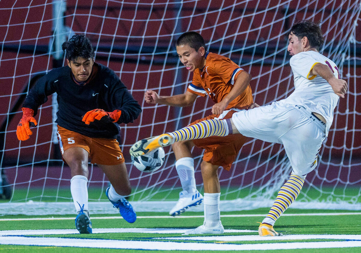 Eldorado forward Jordan Rodriguez (11) attempts to score as Legacy center midfielder Elijah Bur ...