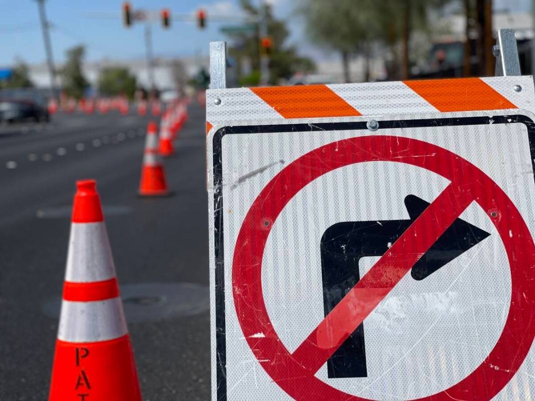 Road construction sign and cones line Polaris Avenue on Aug. 26, 2022. (Mick Akers/Las Vegas Re ...