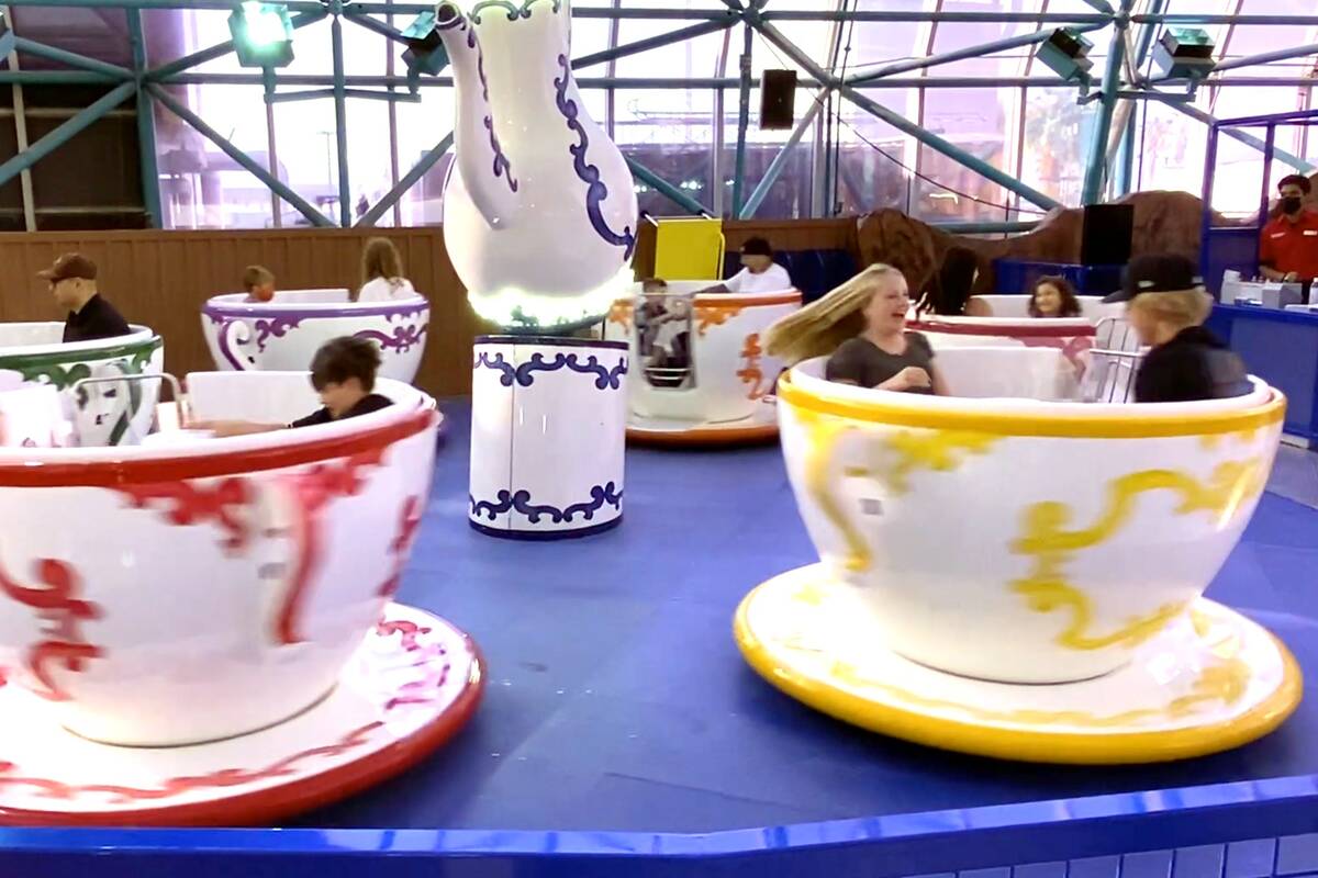 Twistin Tea Cups at The Adventuredome amusement park at Circus Circus. (Circus Circus)