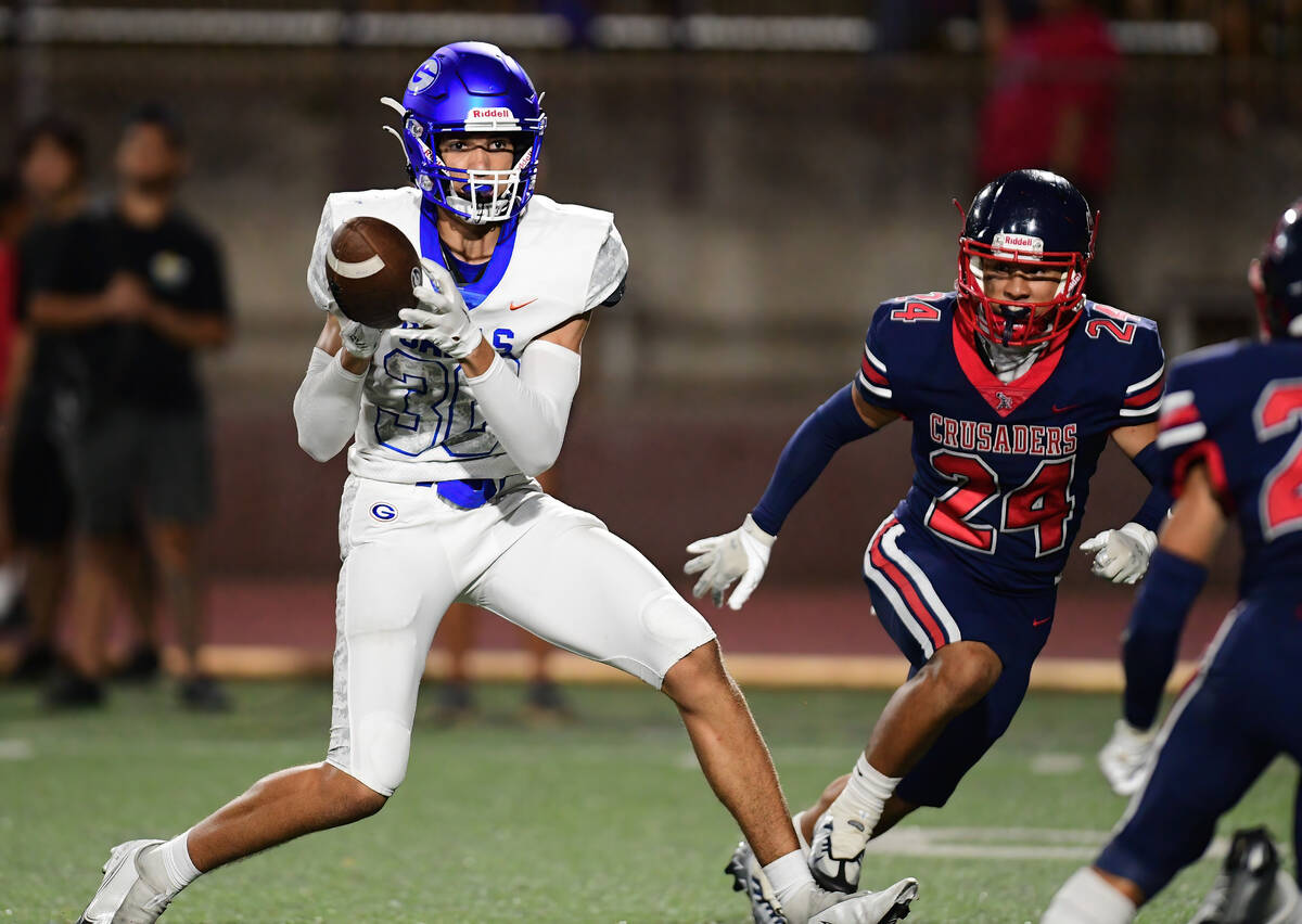 Bishop Gorman wide receiver Derek Meadows (30) caught a pass during a game between the Bishop G ...