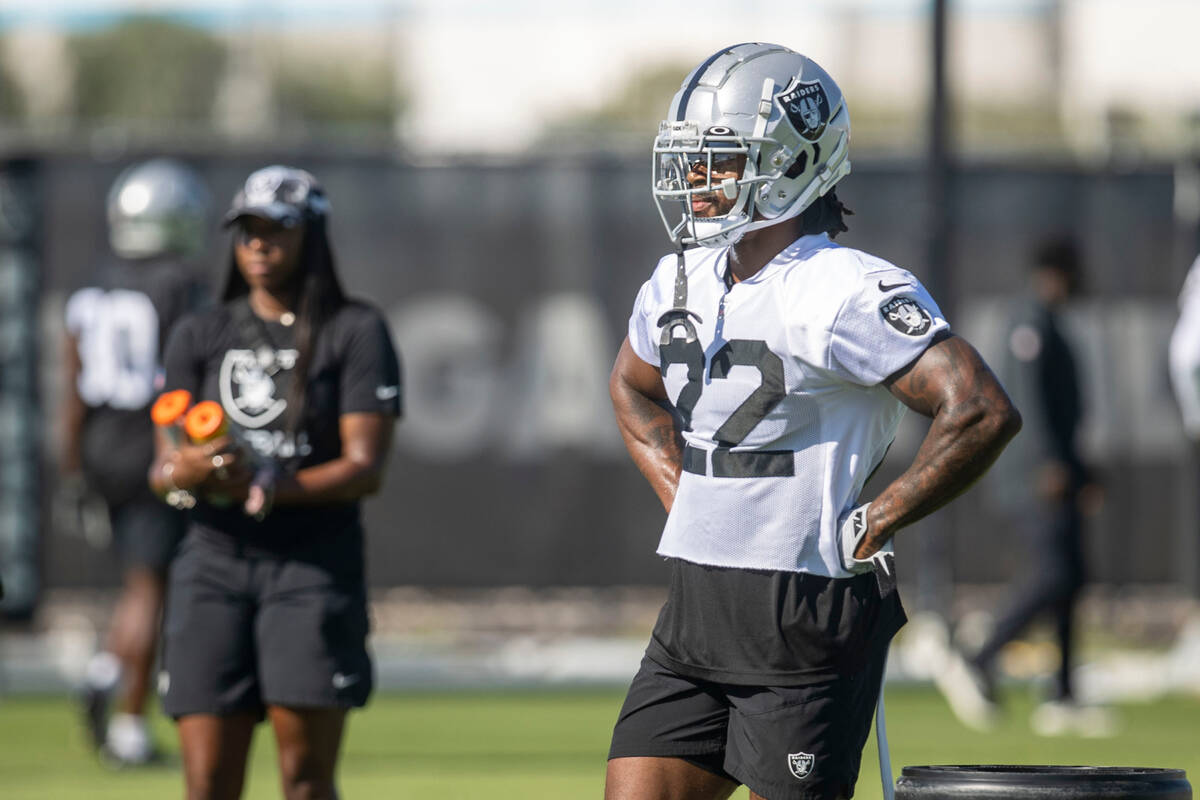 Raiders running back Ameer Abdullah (22) looks on during the team’s training camp practi ...