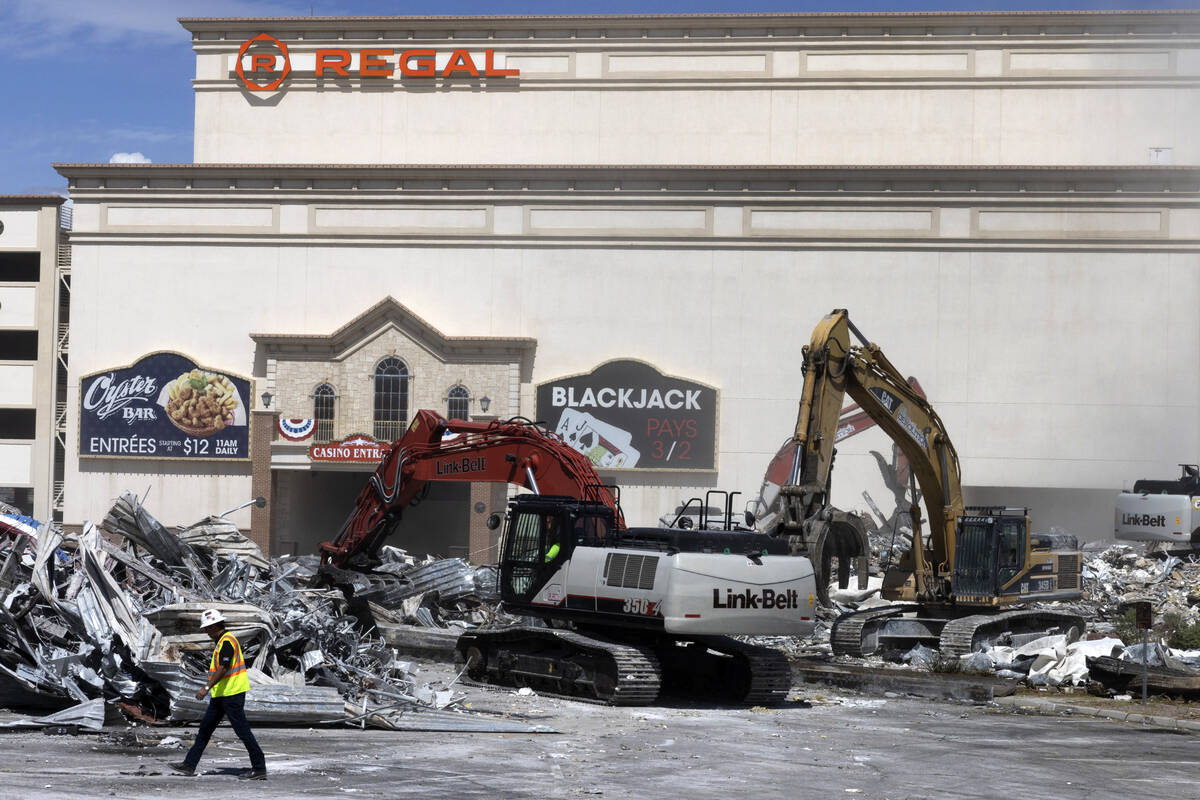 Crews tear down Texas Station, on Monday, Sept. 12, 2022, in North Las Vegas. (Bizuayehu Tesfay ...