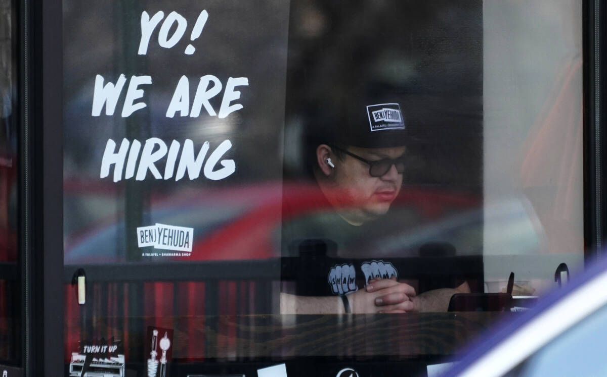 Nevada mengoperasikan kios tumbuh;  tingkat pengangguran datar