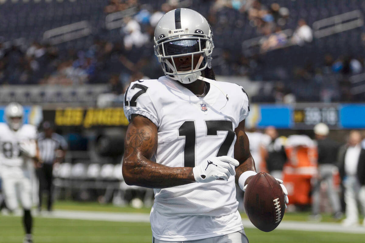 Raiders' Davante Adams to have jersey retired by Fresno State, Raiders  News