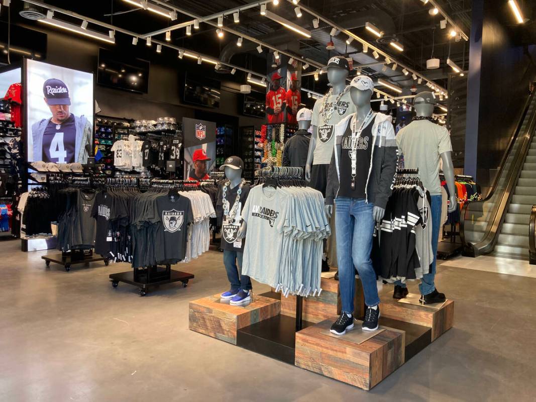Lids East Coast Flagship Store at American Drea Debuts Largest Store Ever -  The Source