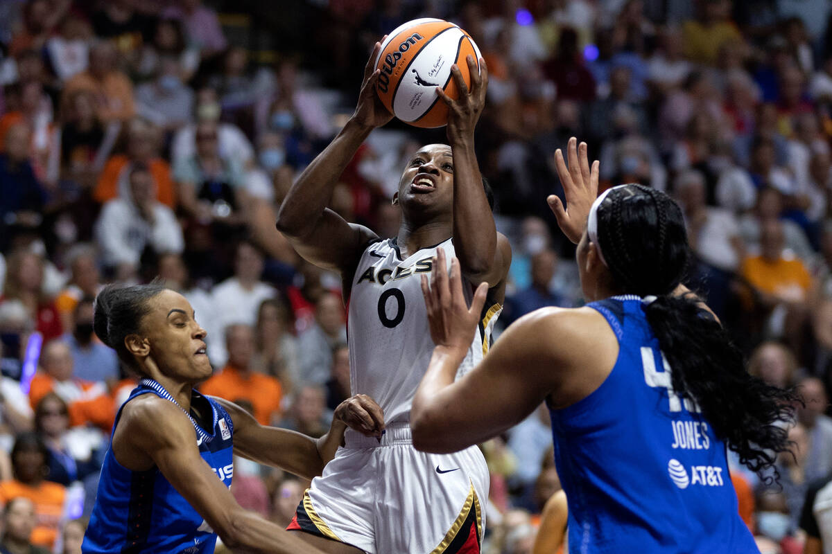 The Athletic on X: BACK-TO-BACK TITLES 🏆🏆 The @LVAces win the 2023 WNBA  Championship.  / X