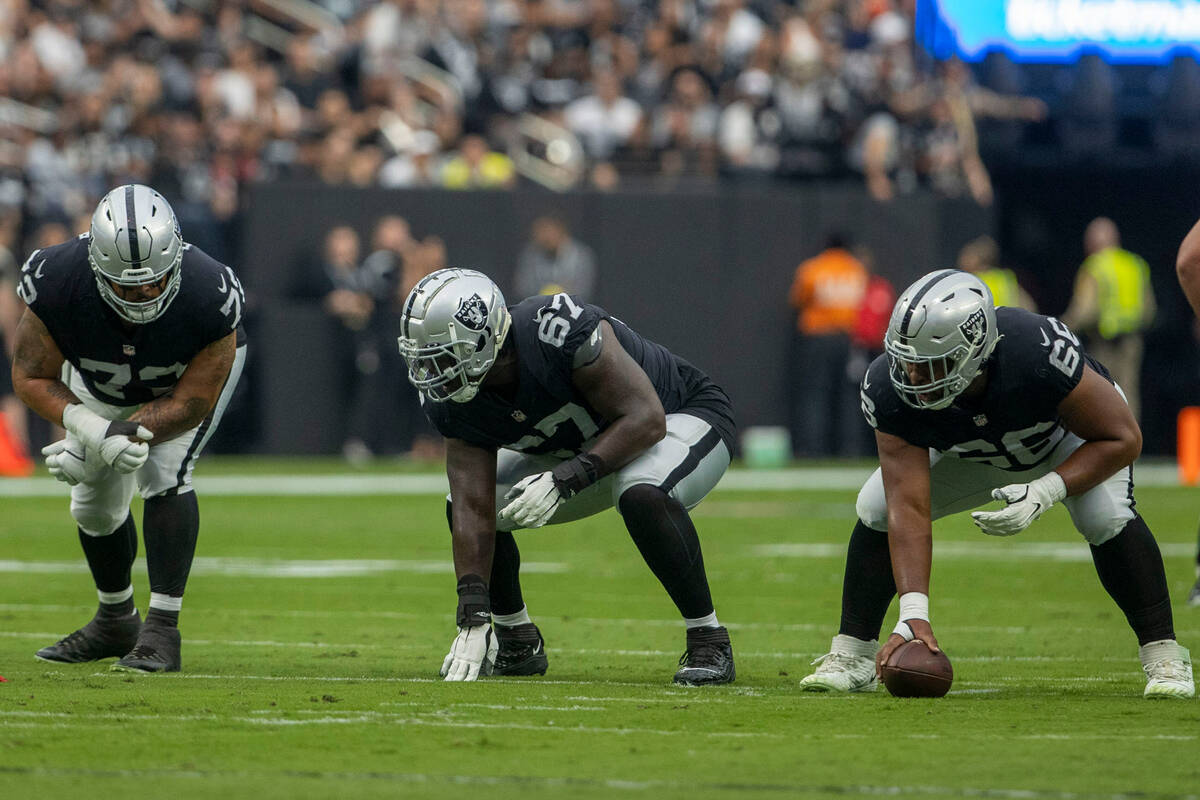 Patriots trade OT Justin Herron to Raiders for draft picks