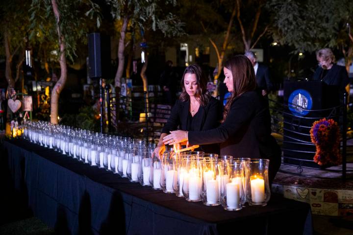 Las Vegas city employees Jasmine Freeman, left, special events administrator, and Marja Bigas, ...