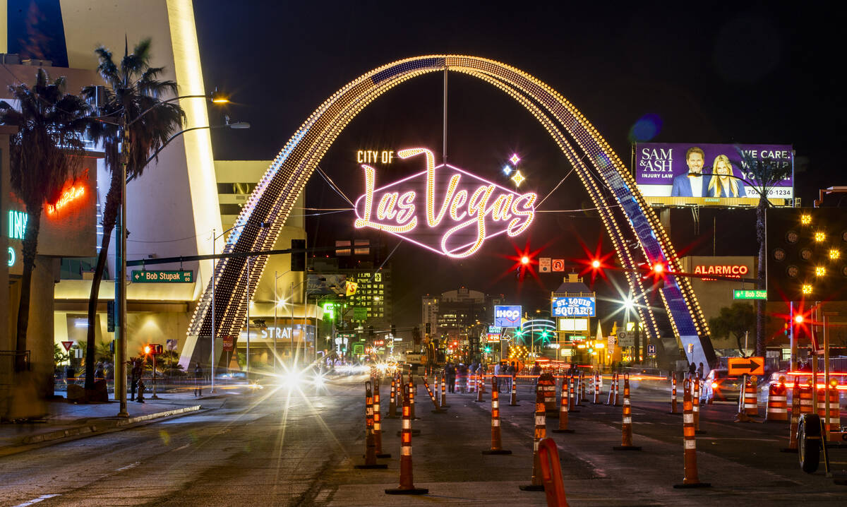 City of Las Vegas unveils new Gateway Arches observation deck