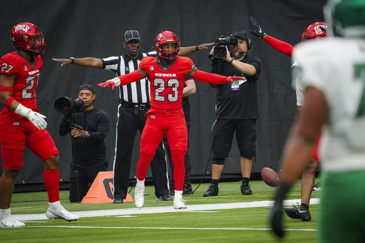 UNLV defensive back Jerrae Williams on the field for the Rebels during their 58-27 win against ...
