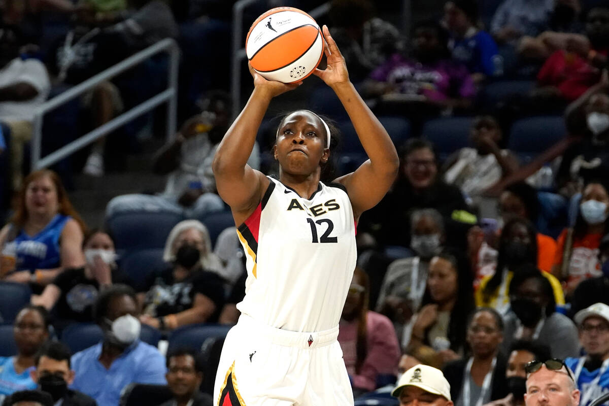 Las Vegas Aces' Chelsea Gray shoots during the first half of the WNBA Commissioner's Cup basket ...