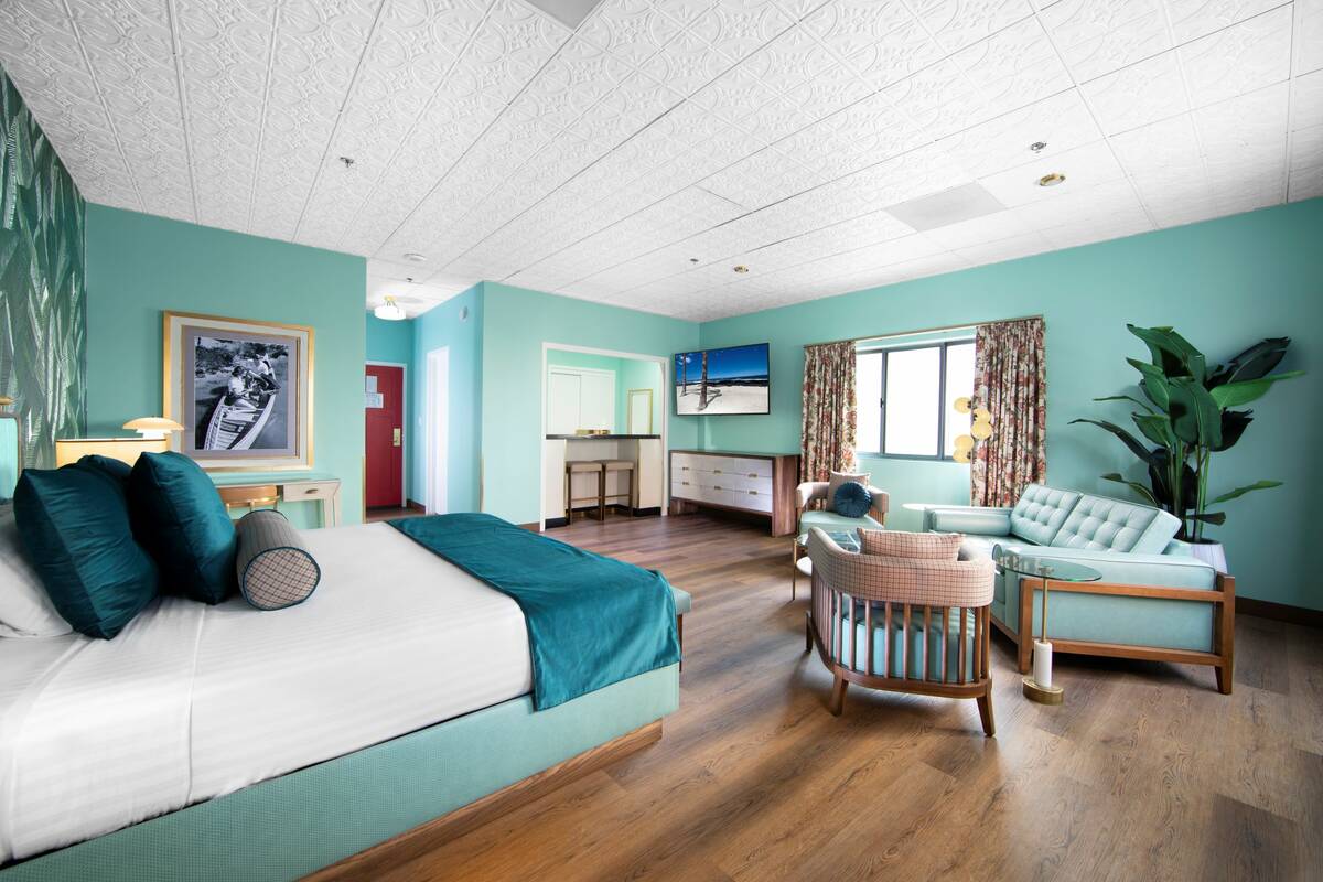El Cortez gives tropical feel to remodeled Original 47 rooms