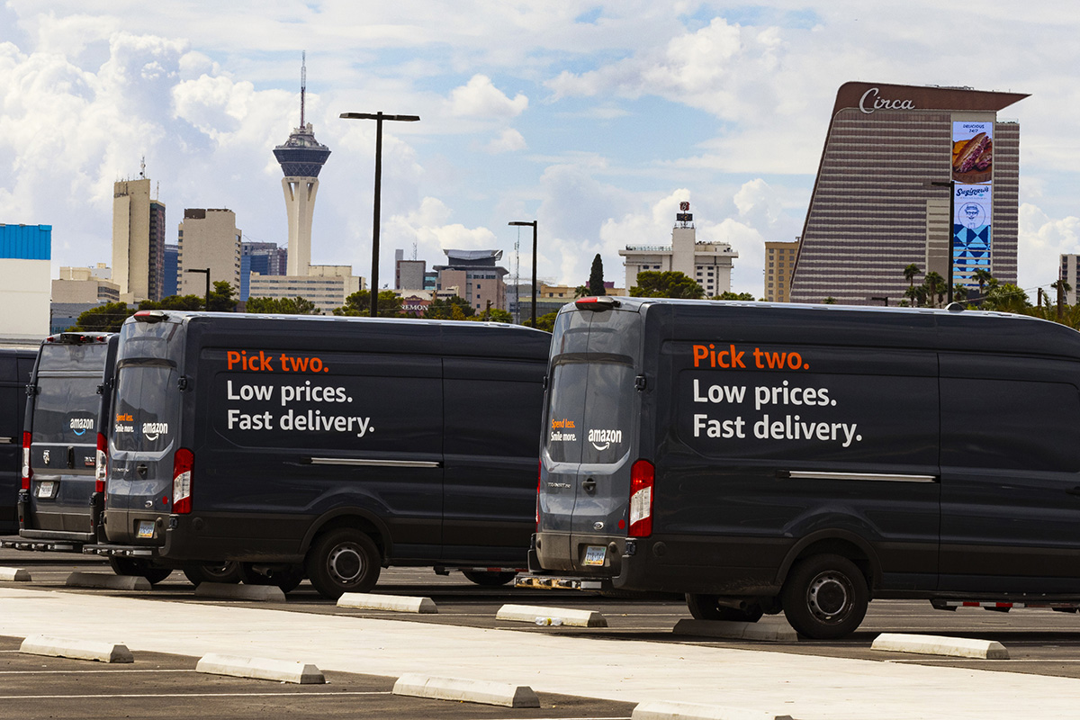 Fasilitas Amazon di North Las Vegas terjual lebih dari  juta