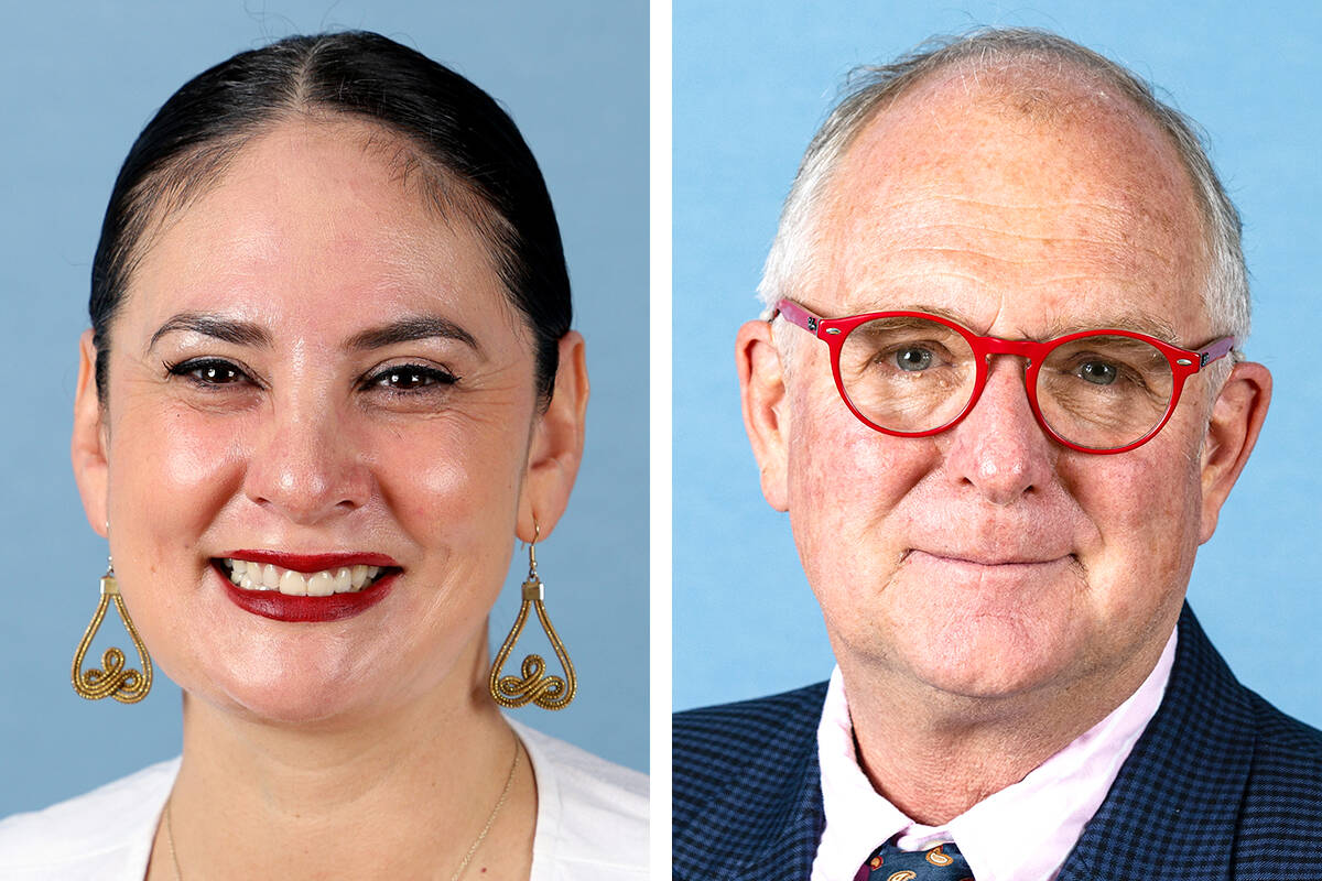 Dewan Bupati NSHE Distrik 8: Michelee “Shelly” Crawford dan John Patrick Rice mencari tempat duduk