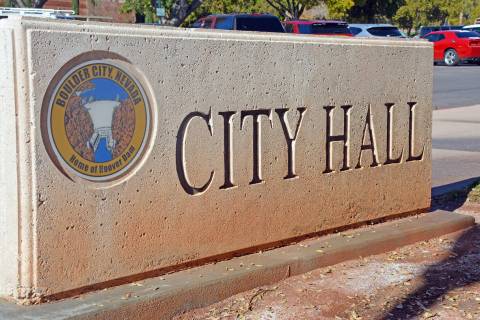 Boulder City City Hall at 401 California Ave. (Celia Shortt Goodyear/Boulder City Review)