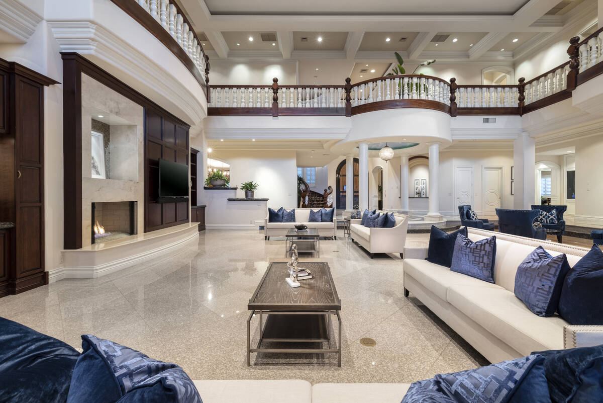 The ball room. (Corcoran Global Living)