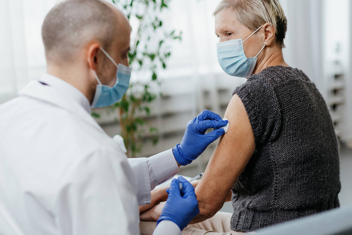 Vaksin flu untuk manula: Apa yang perlu Anda ketahui