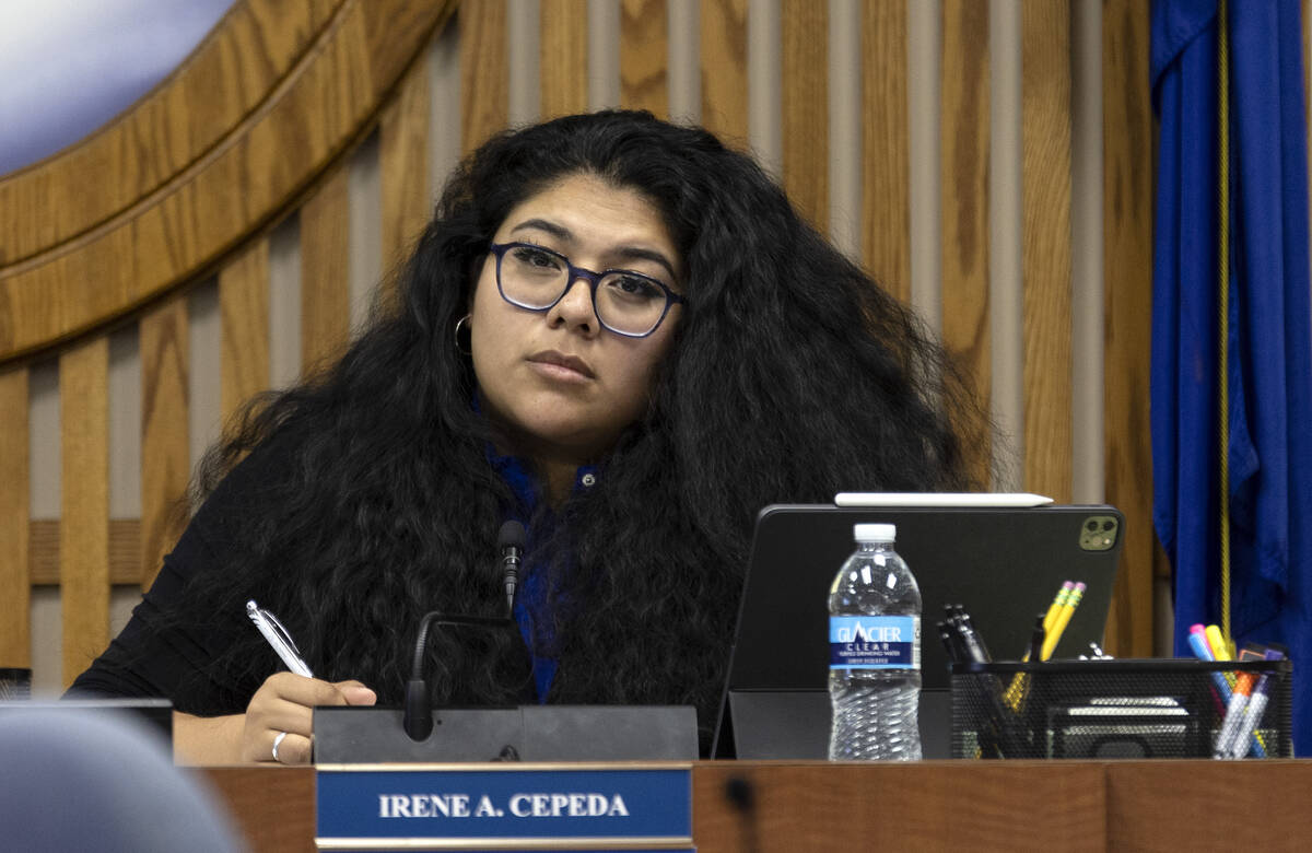 Clark County School Board membahas perpanjangan kontrak untuk Jesus Jara