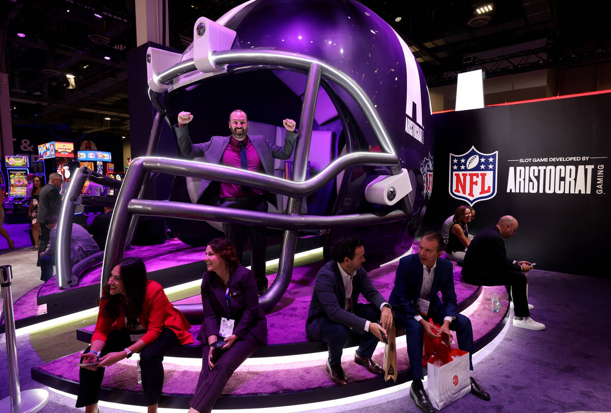 Mesin slot bertema NFL menggoda di Global Gaming Expo
