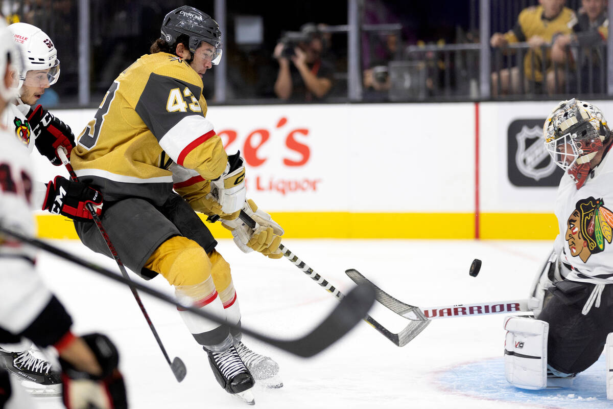 Golden Knights Logan Thompson, bintang Paul Cotter dalam kemenangan melawan Chicago