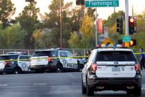 Las Vegas police investigate around 800 block of East Flamingo Road after a shooting, Thursday, ...