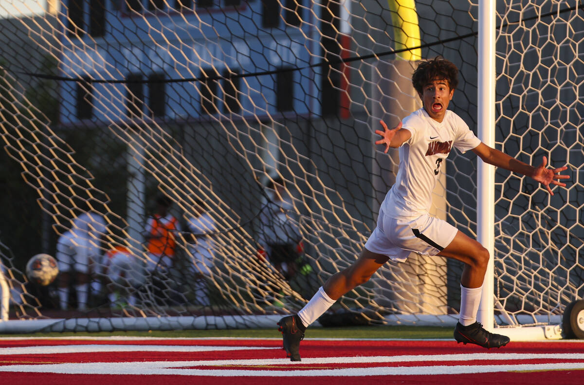 Desert Oasis' Lazzar Ramos (3) celebrates after scoring against Western during a soccer game at ...