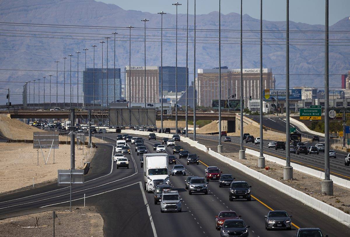 Proyek pelebaran I-15 sedang dikerjakan untuk South Vegas