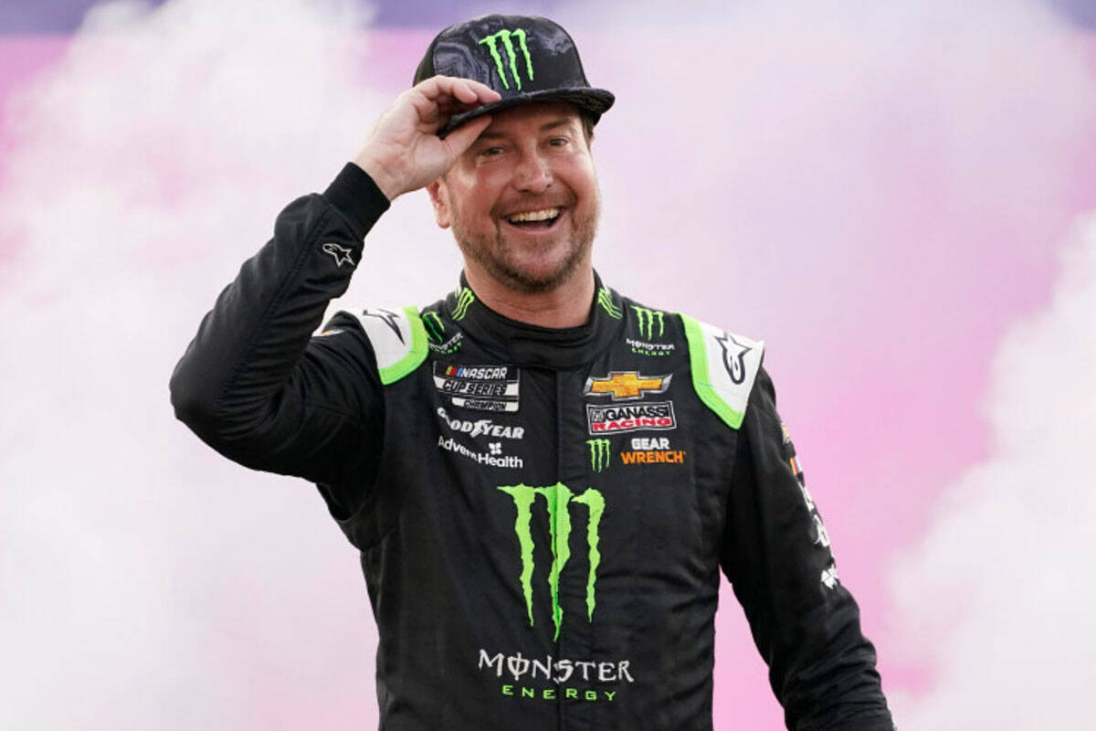 Kurt Busch waves to the crowd during driver introductions prior to the start of the NASCAR Cup ...