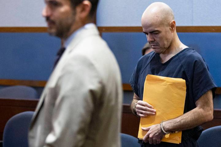 Murder suspect Robert Telles, right, appears in court with David Lopez-Negrete, a public defend ...