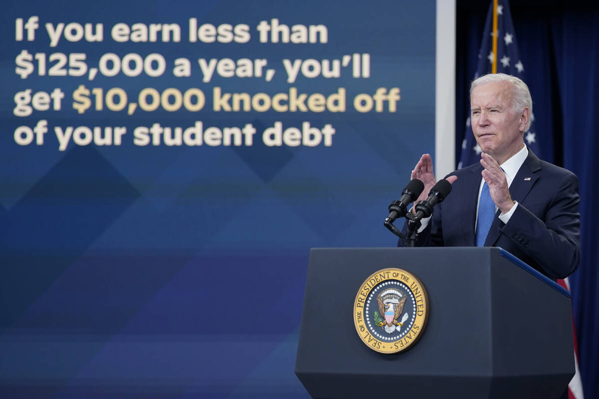 Biden memulai musim aplikasi untuk keringanan pinjaman siswa