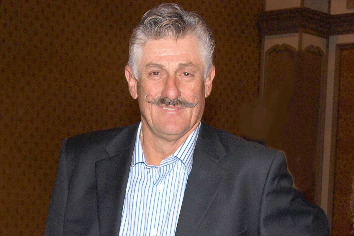 USO - Baseball Hall of Fame member Rollie Fingers