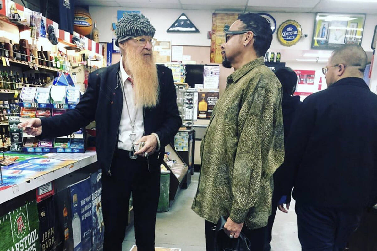 Billy Gibbons-Morris Day “Too Much Girl 4 Me,” merencanakan video Las Vegas
