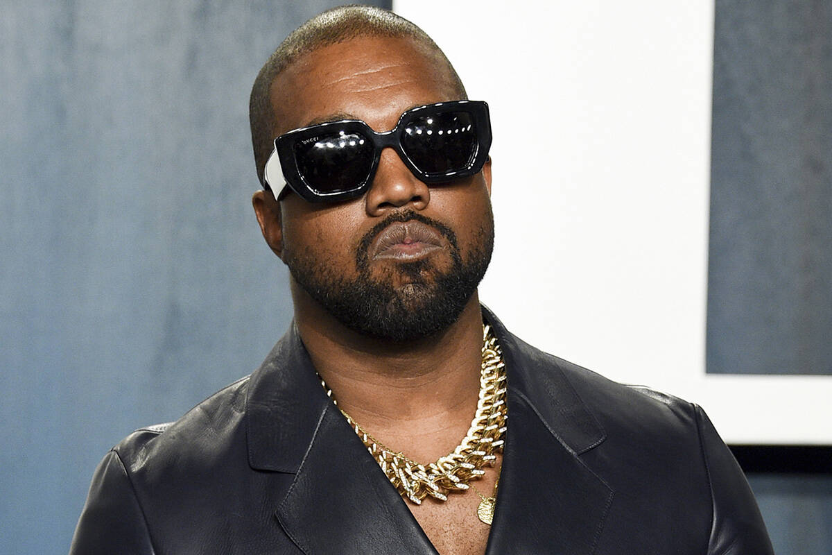 Kanye West, kemitraan Adidas berakhir setelah komentar anti-Semit
