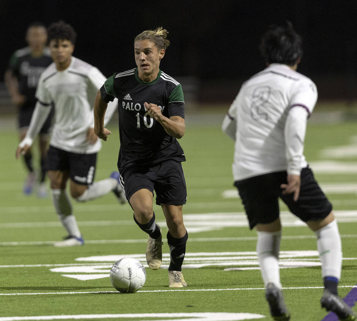 Palo Verde’s Francesco Traniello (10) breaks away for the goal during a boys high school ...