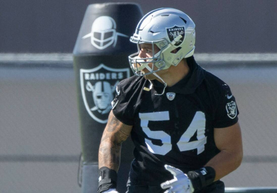 Raiders linebacker Blake Martinez (54) works through a drill during practice at the Intermounta ...