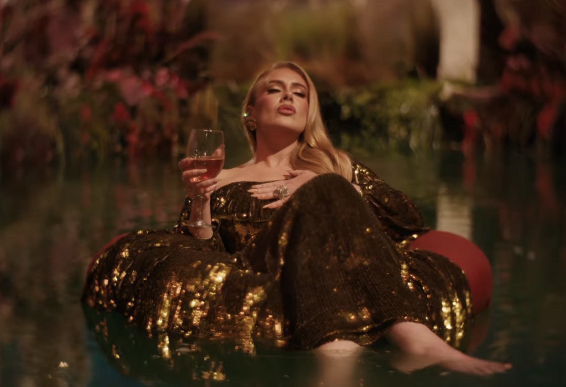 Adele merilis ‘I Drink Wine’ selama 12 jam latihan