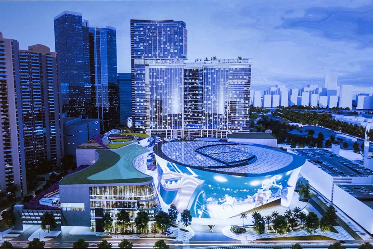 Proyek hotel arena Strip Jackie Robinson yang telah lama tertunda mendapatkan pendanaan baru