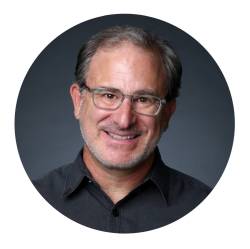 Greg Blake Miller, direktur editorial rjmagazine