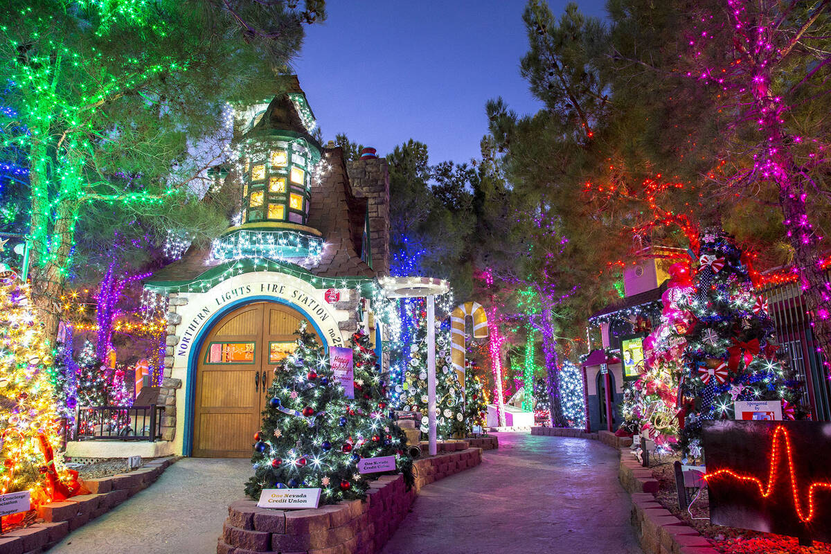15 Best Things to Do for Christmas in Las Vegas, Nevada