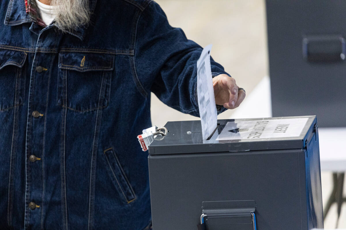Nye County residents cast their ballots on Election Day at Bob Ruud Community Center in Pahrump ...