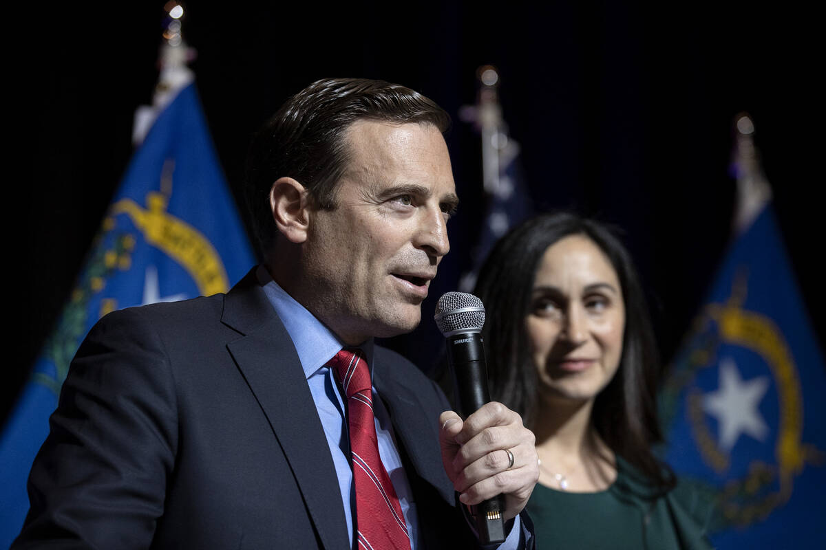 Adam Laxalt memimpin Catherine Cortez Masto dalam pemilihan Senat di Nevada