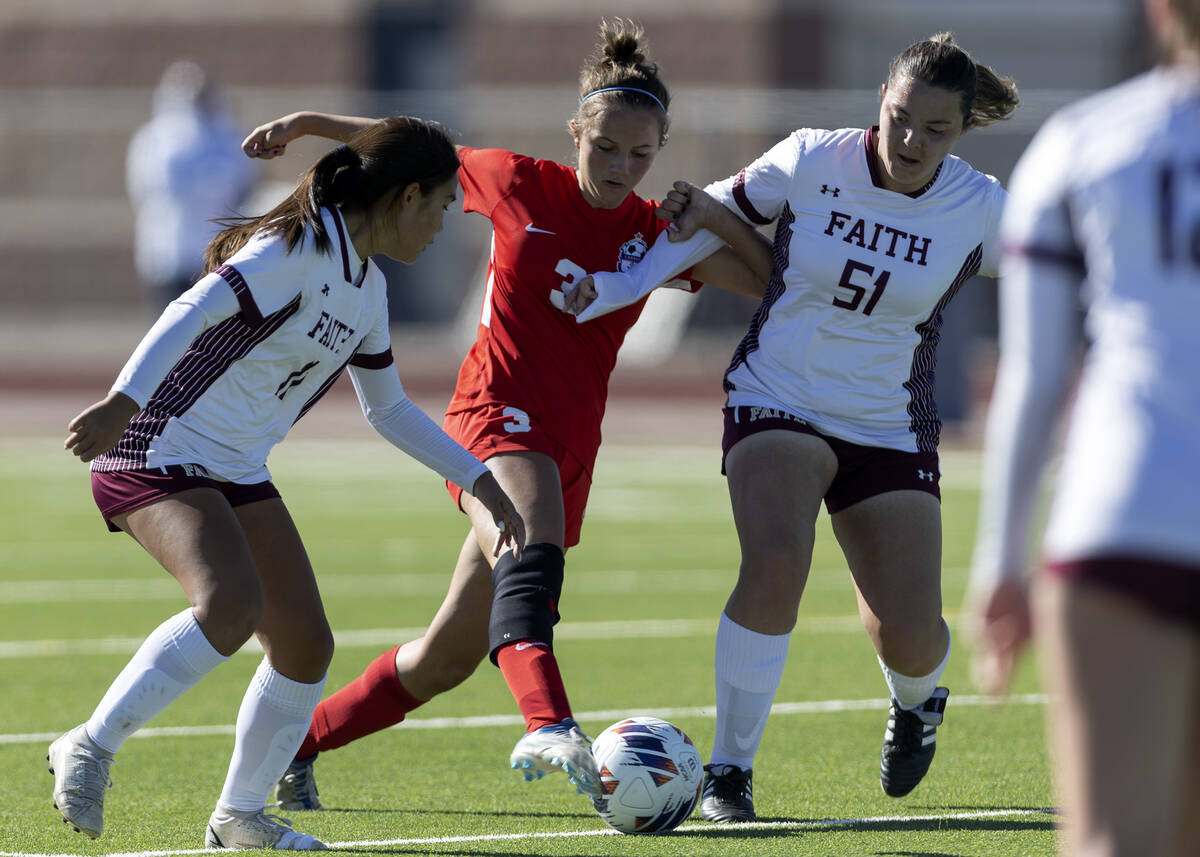 Coronado’s Liliana Schuth (3) dribbles between Faith Lutheran’s Ana Coe, left, an ...