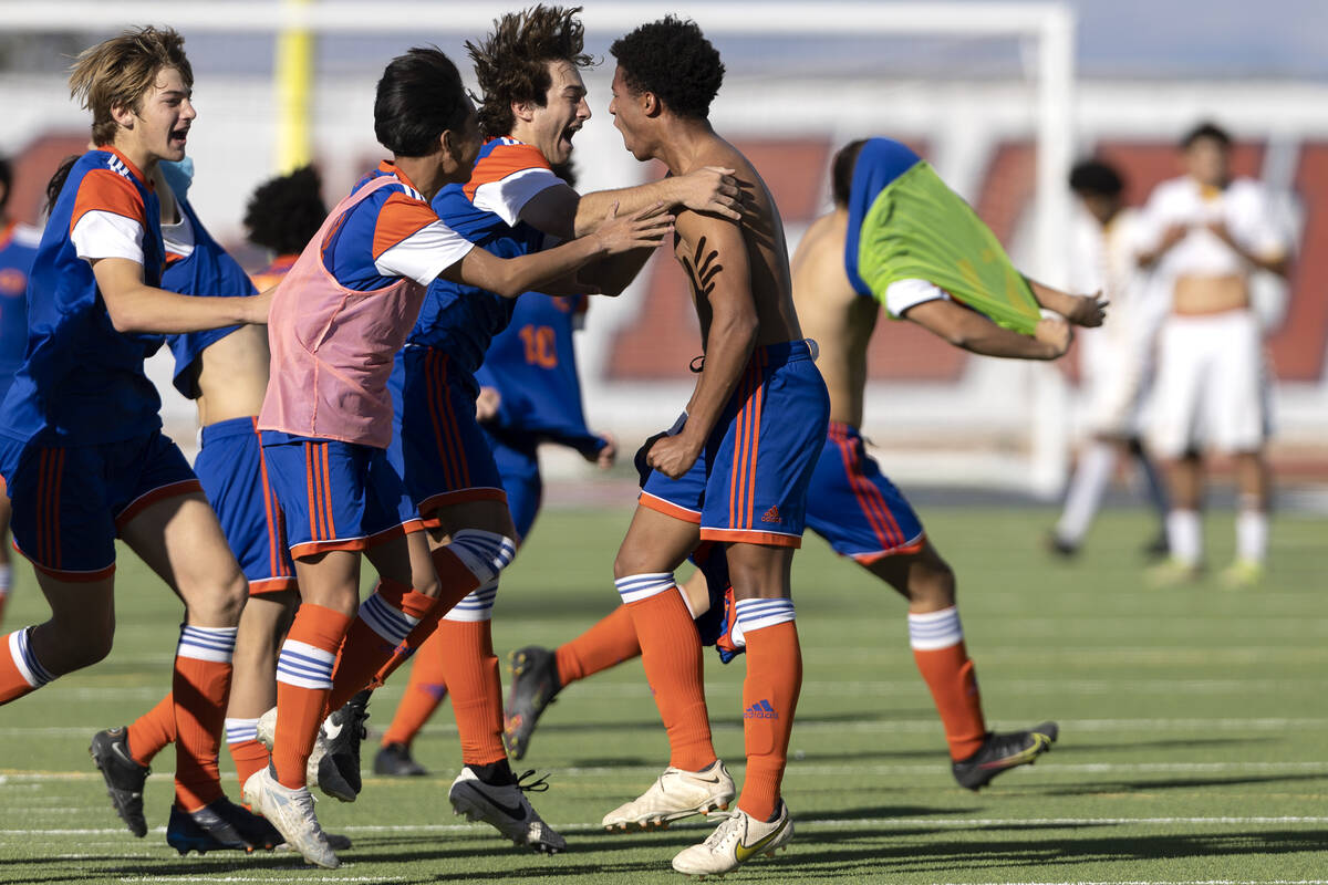 Bishop Gorman celebrates after winning the Class 5A boys high school soccer state championship ...