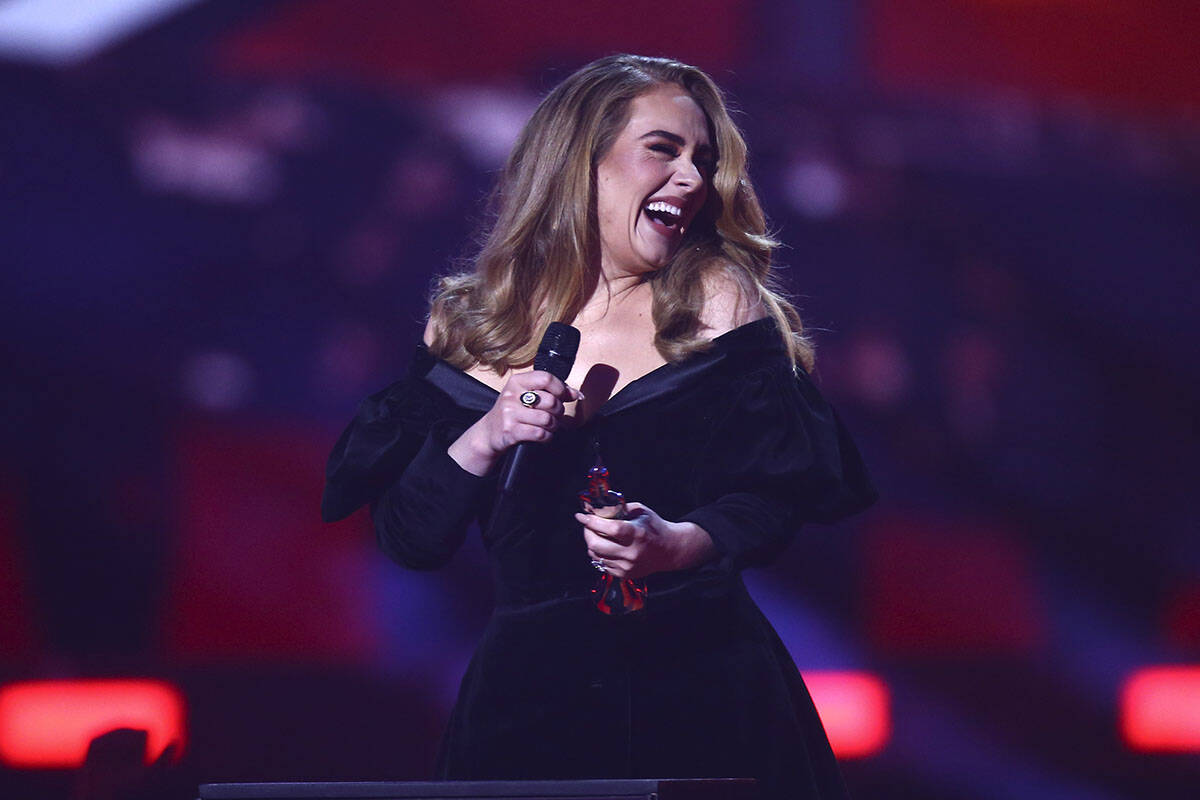 Penyanyi Top Las Vegas di Adele: ‘Tidak Ada yang Benar-Benar Bisa Menyentuhnya’